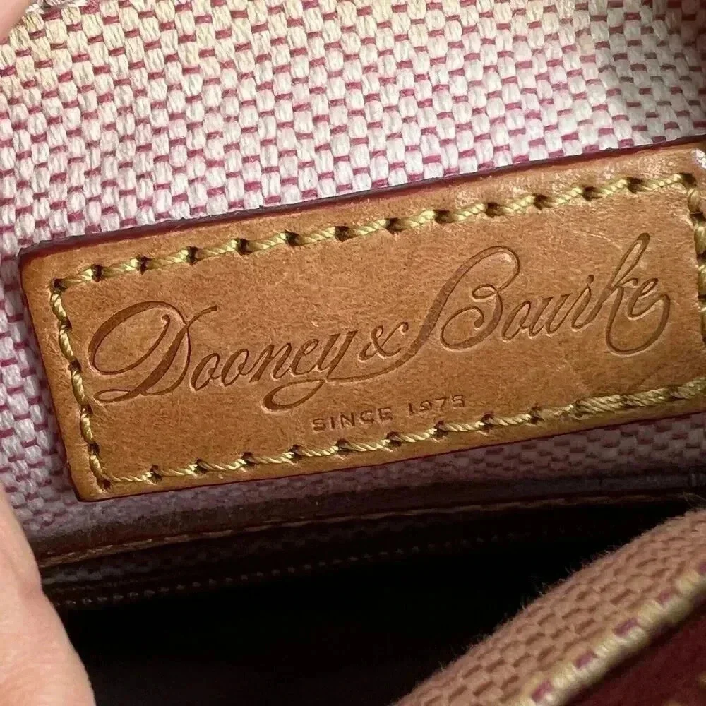 Dooney And‎ Bourke Dillen Letter Carrier Leather Crossbody Purse Burgundy